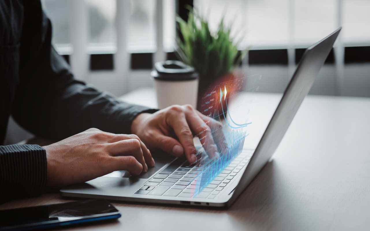 The Best Payroll Strategies to Streamline Benefits in Hybrid Work Environments