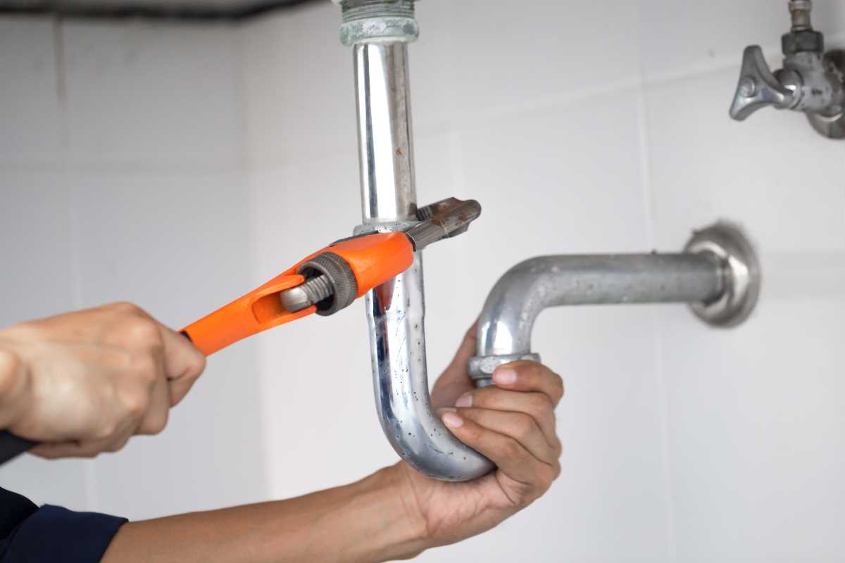 7 Affordable CRM Tools for Small-Scale Home Maintenance Services