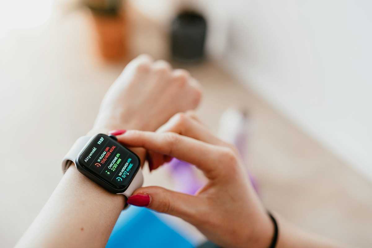 5 Affordable Wearables That Transform Home Fitness Sessions
